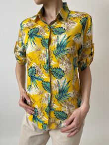 Полувталена дамска риза от памук с регулируеми ръкави, летен десен в свежи жълти тонове