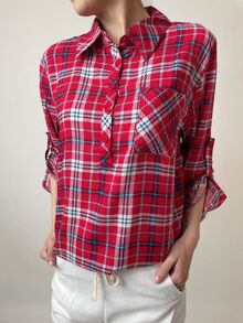 Свободна дамска риза, 3/4 ръкав с регулируема дължина, десен ситно каре в циклама и червено