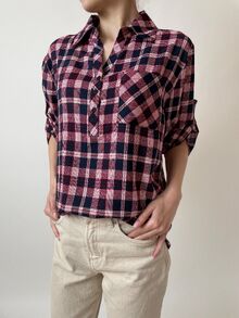 Свободна дамска риза, 3/4 ръкав с регулируема дължина, десен едро каре в черно и розово