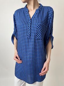 Свободна дамска риза, 3/4 ръкав с регулируема дължина, десен ситно каре в черно-синьо