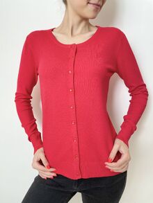 Дамска жилетка с кашмир, гладка, фина плетка, обло деколте, размери от S до L, цвят червен
