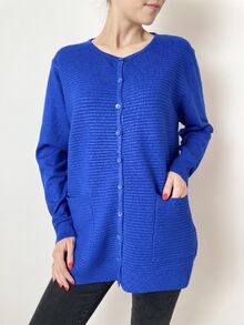 Дамска жилетка с кашмир, релефна плетка с два предни джоба, цвят кралско синьо