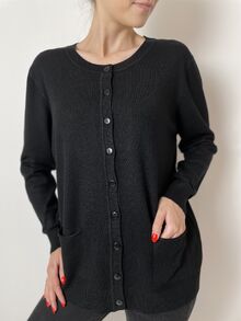 Дамска жилетка с кашмир, гладка плетка с два предни джоба, цвят черен
