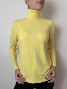 Кашмирен пуловер тип поло в жълто